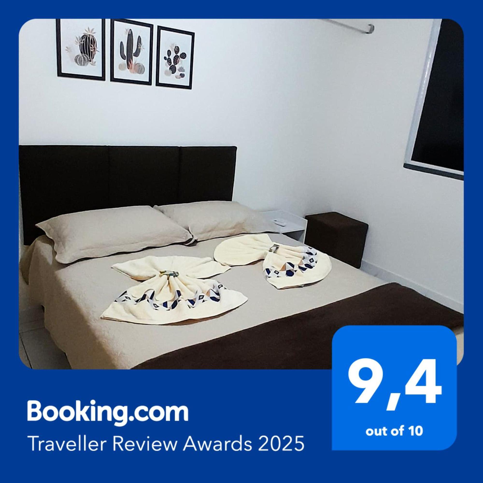 Apartamento Beira Rio No Condominio Brisas Do Lago 保罗阿方索城 外观 照片
